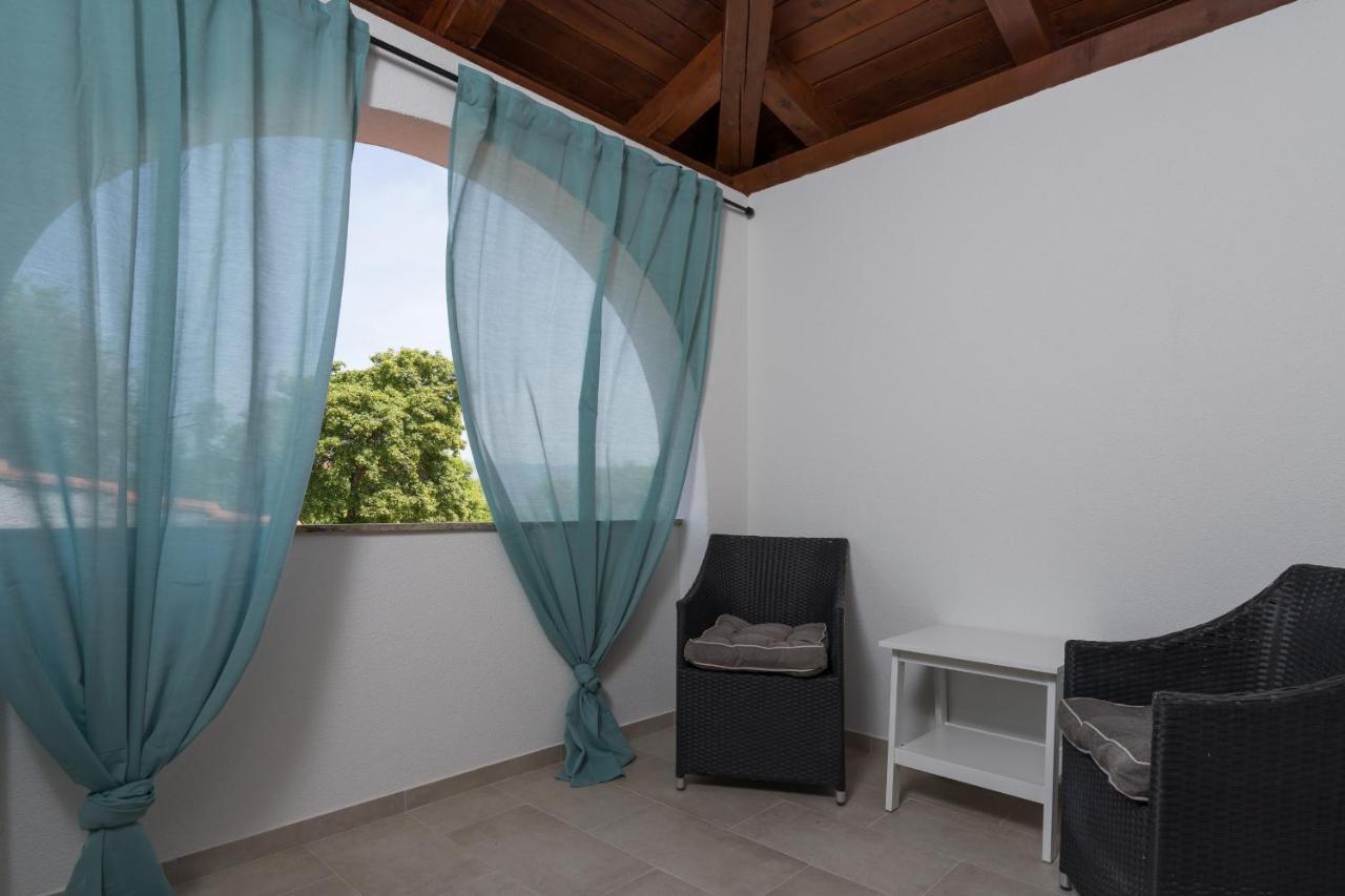 Stone Lady Holiday Home With Pool&Hot Tub,Sauna,Bbq,Garden Rasopasno Bagian luar foto